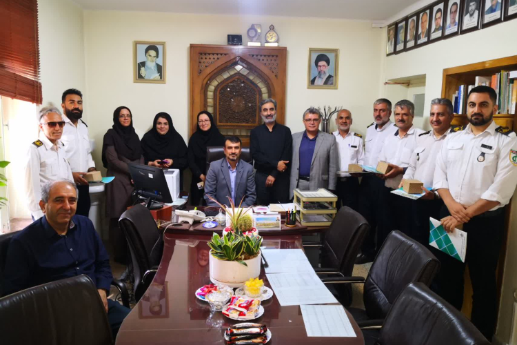 تقدیر واحد حراست بیمارستان به مناسبت روز ملی حراست