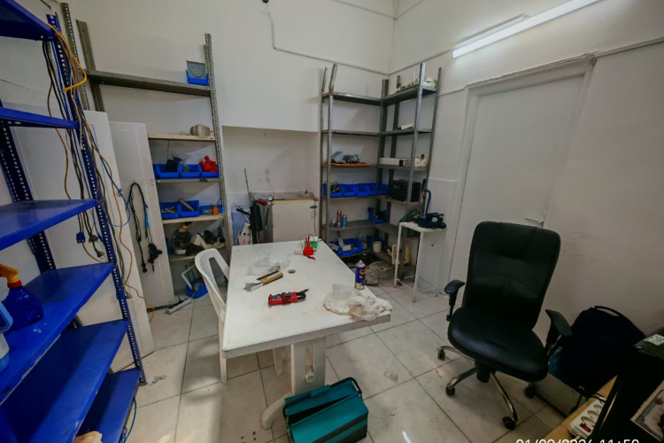 Setting up a pharmaceutical and equipment booth