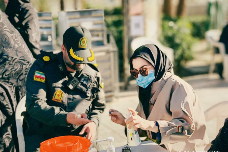 Setting up a health service table on the occasion of the ten days of Fajr and the Shabaniyah holidays