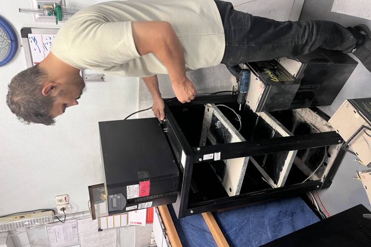 Increasing the power reliability of CCU and ICU equipment