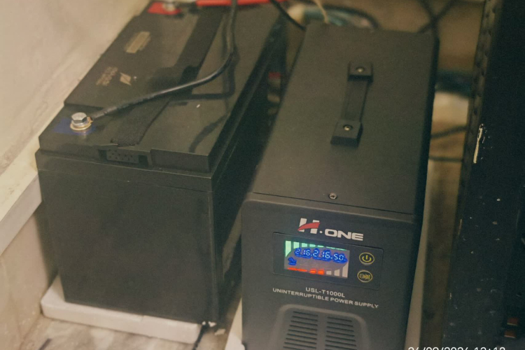 Equipping and installing UPS systems for telephone exchange centers.