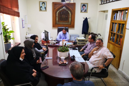 جلسه ریاست بیمارستان با پزشکان گروه اطفال