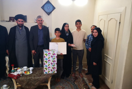 بازدید از خانواده شهید منصوری