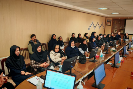 کلاس مستند سازی و ثبت پرونده های پزشکی