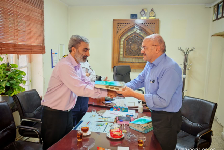 Management team meeting with the Entezamat complex