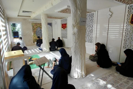Recitation of the Noble Hadith of the Covering and Table of Hazrat Ruqayyah