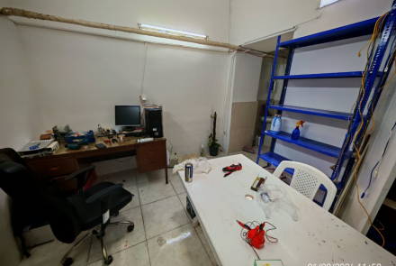 Setting up a pharmaceutical and equipment booth